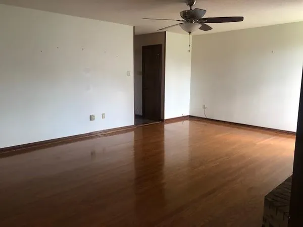 $349,900 | 1816 Lake Salvador Drive, Harvey, LA 70058