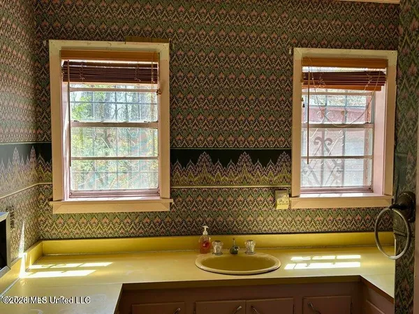 $129,000 | 27 Dogwood Drive, Silver Creek, MS 39663