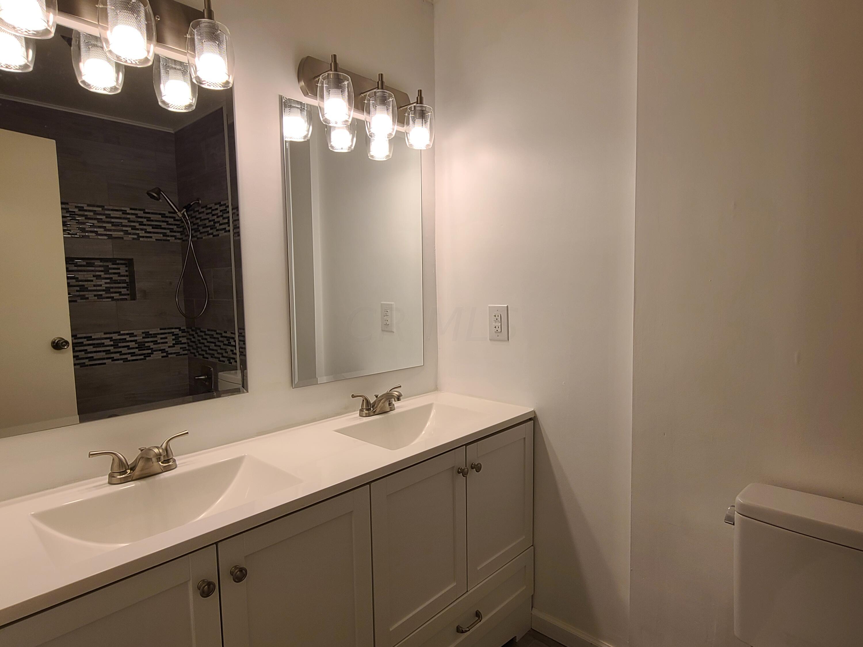 2721 Denmark Road Columbus, OH 43232 - Photo 20 of 21 20 Bathroom 1