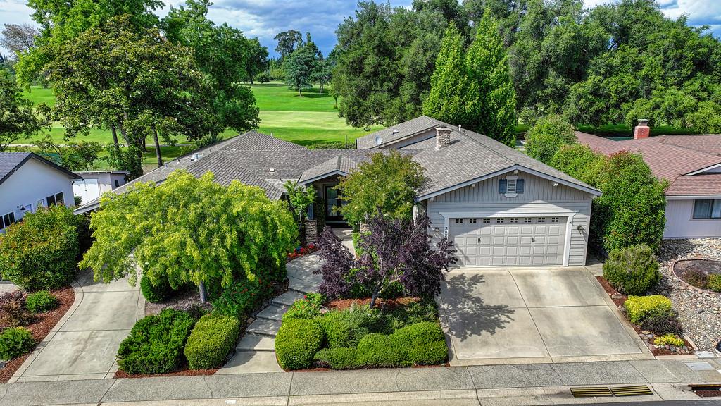325 Diamond Oaks Road Roseville, CA 95678 - Photo 4 of 48
