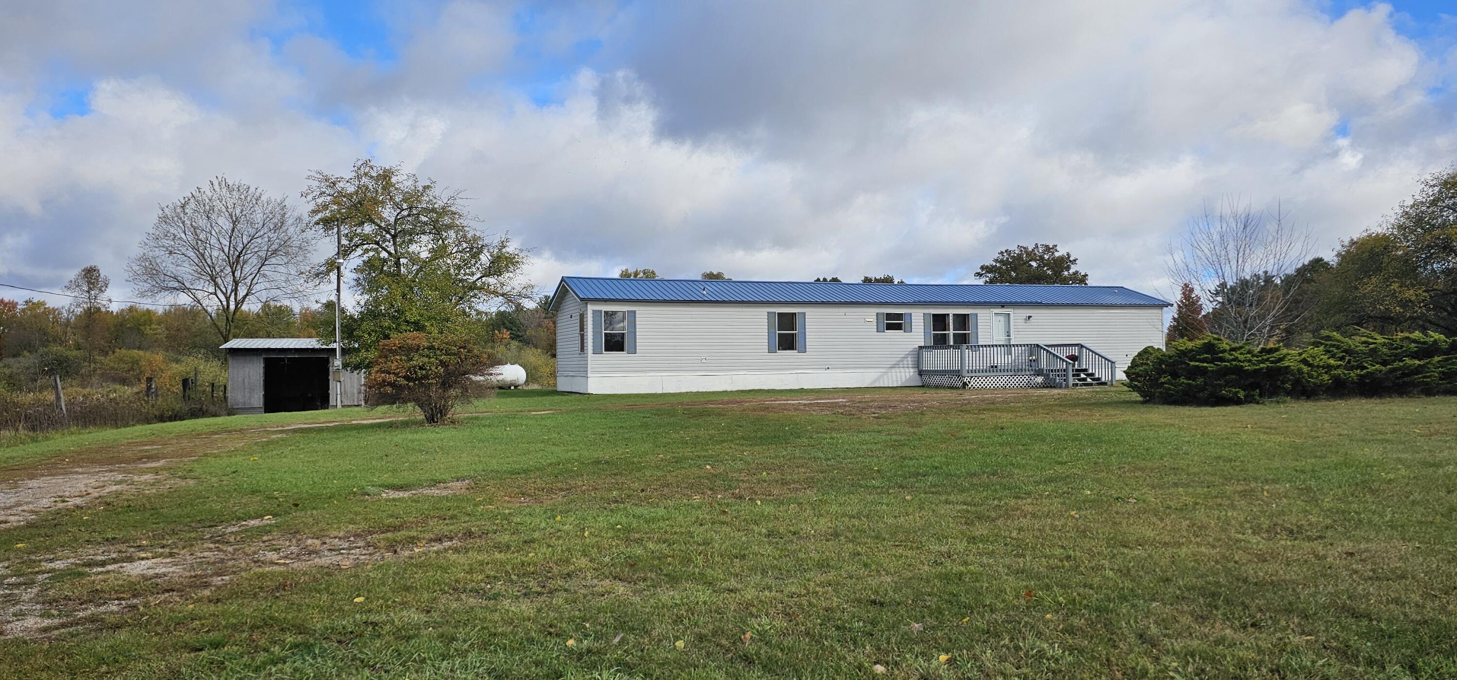 492 Belding Road Orleans, MI 48865 - Photo 3 of 23 1000013638
