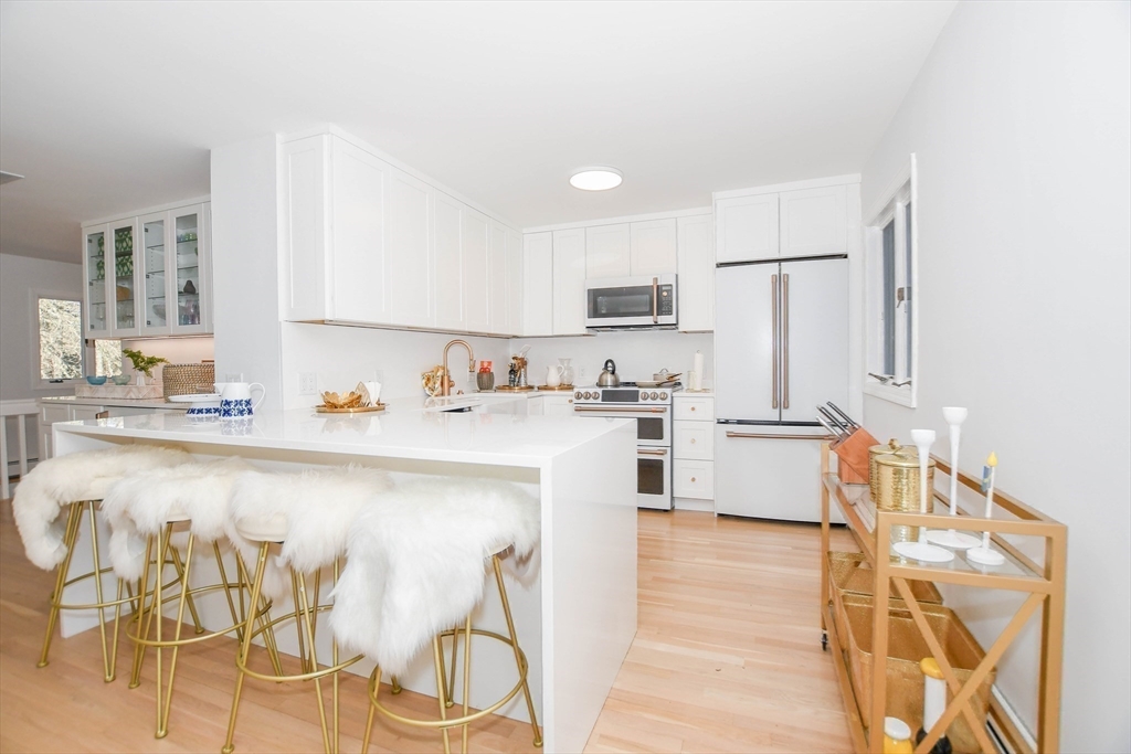 44 Register Road Marion, MA 02738 - Photo 14 of 42