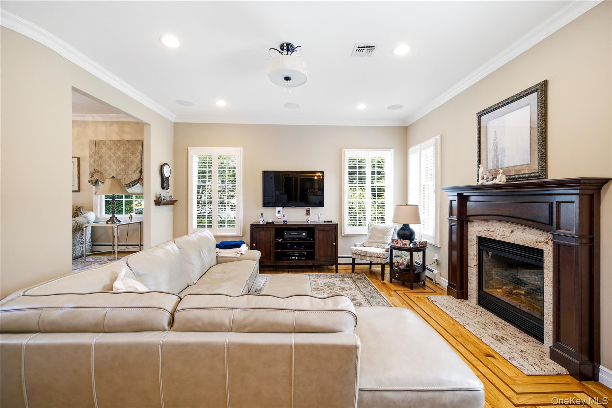 154 Shoreham Road Massapequa, NY 11758 - Photo 10 of 21 Gallery Image 10