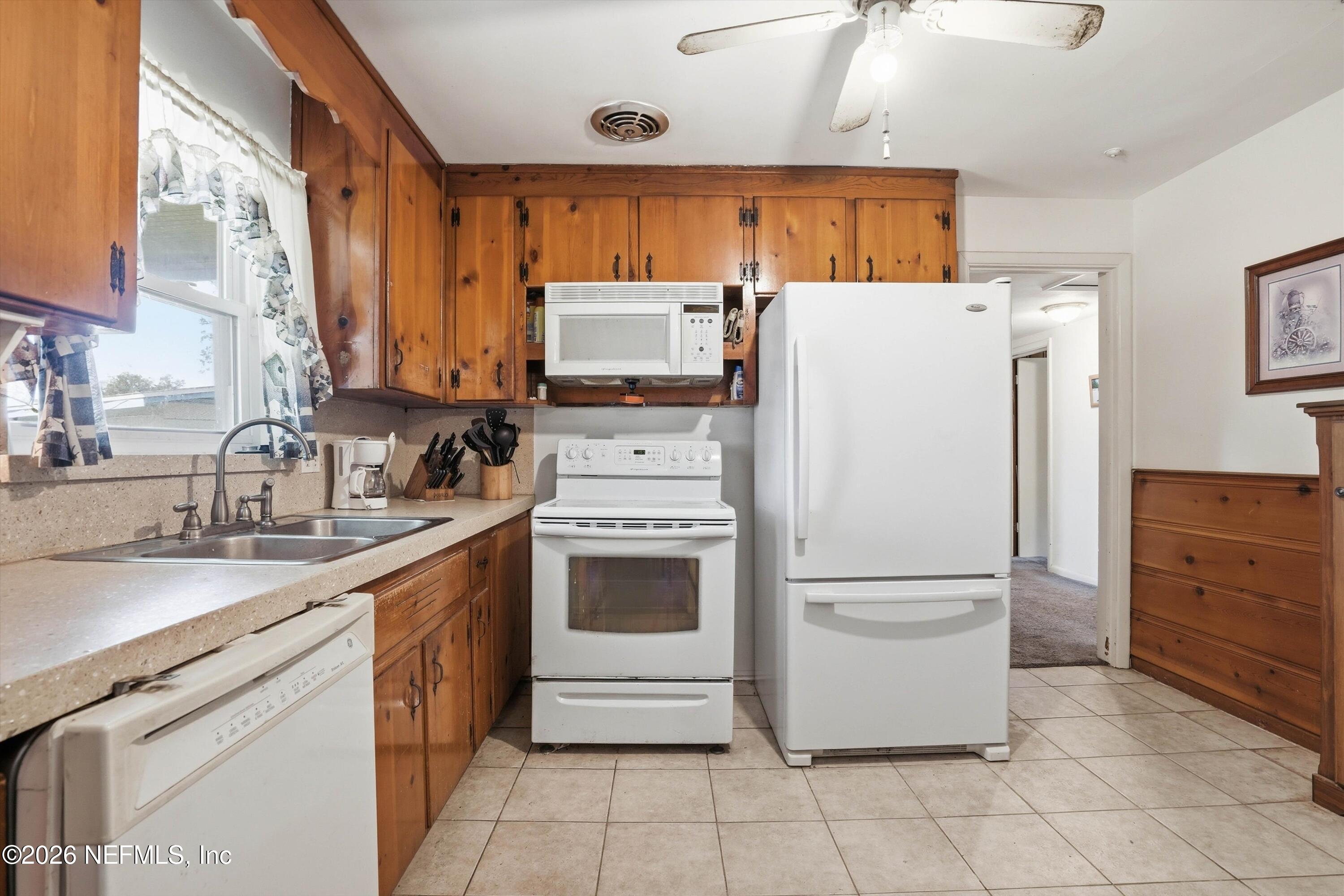 2605 Adele Road Jacksonville, FL 32216 - Photo 9 of 30 10-Kitchen