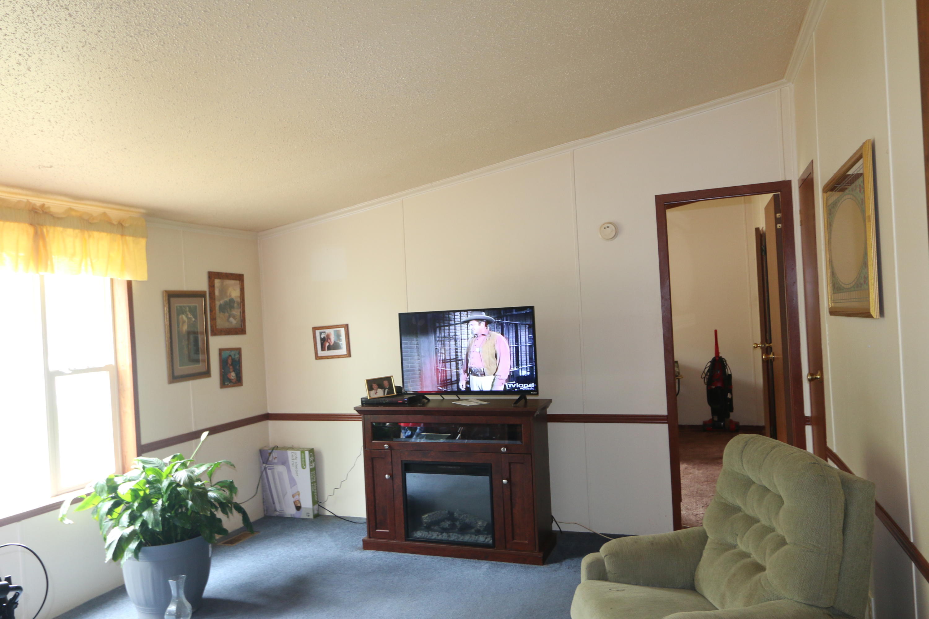 1616 Shunk Road Sault Ste. Marie, MI 49783 - Photo 4 of 17 Gallery Image 4