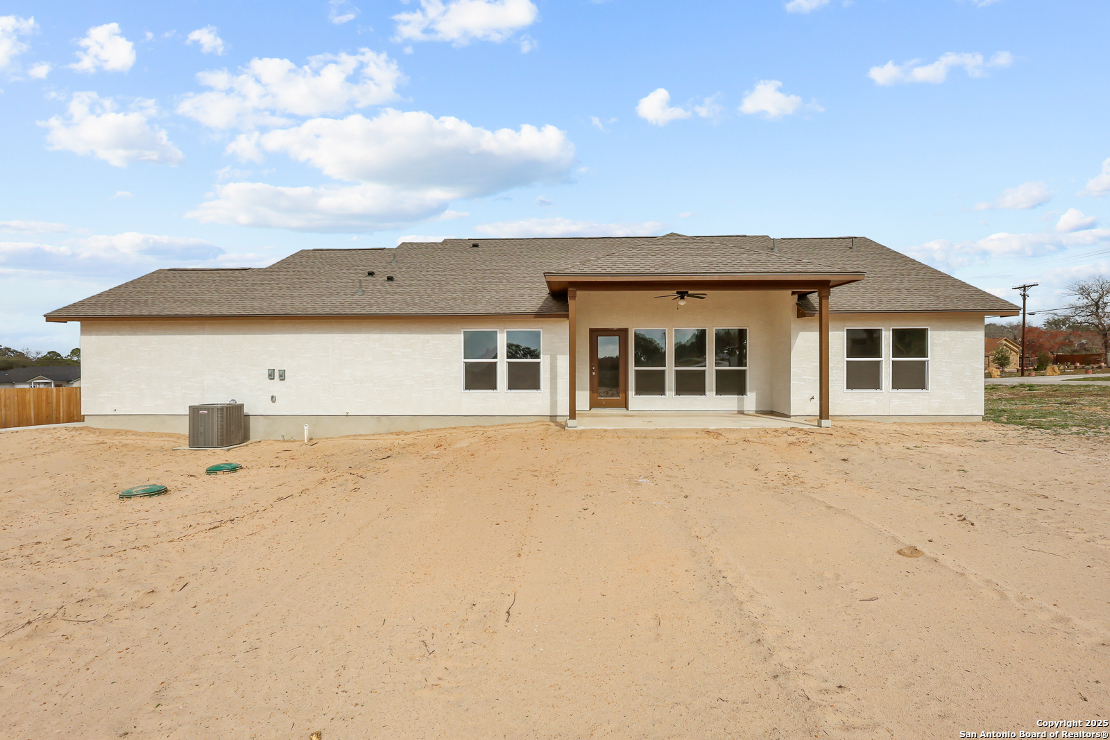 70 Log Cabin Way Poteet, TX 78065 - Photo 6 of 17