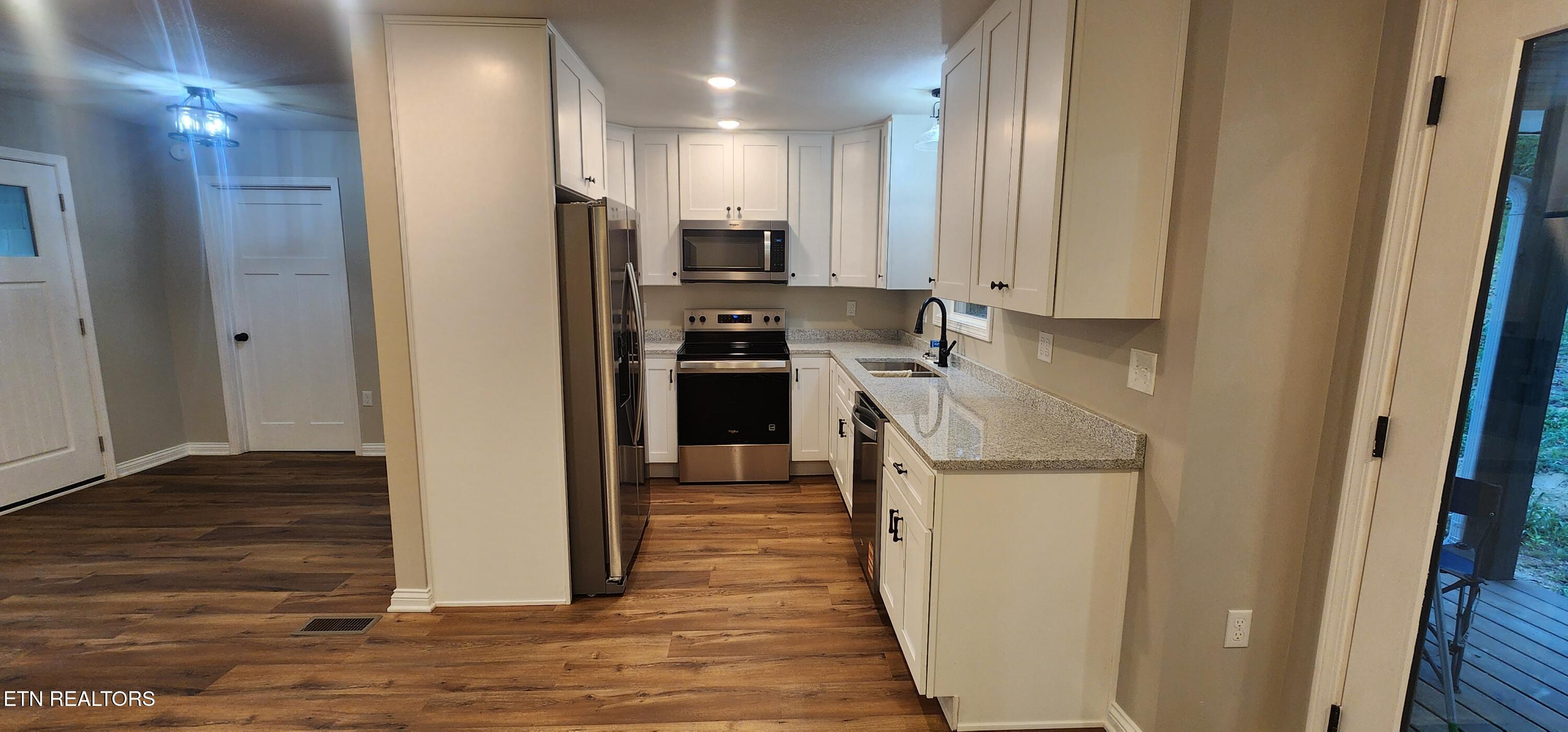 590 Litton Road Oneida, TN 37841 - Photo 19 of 28 KIT2