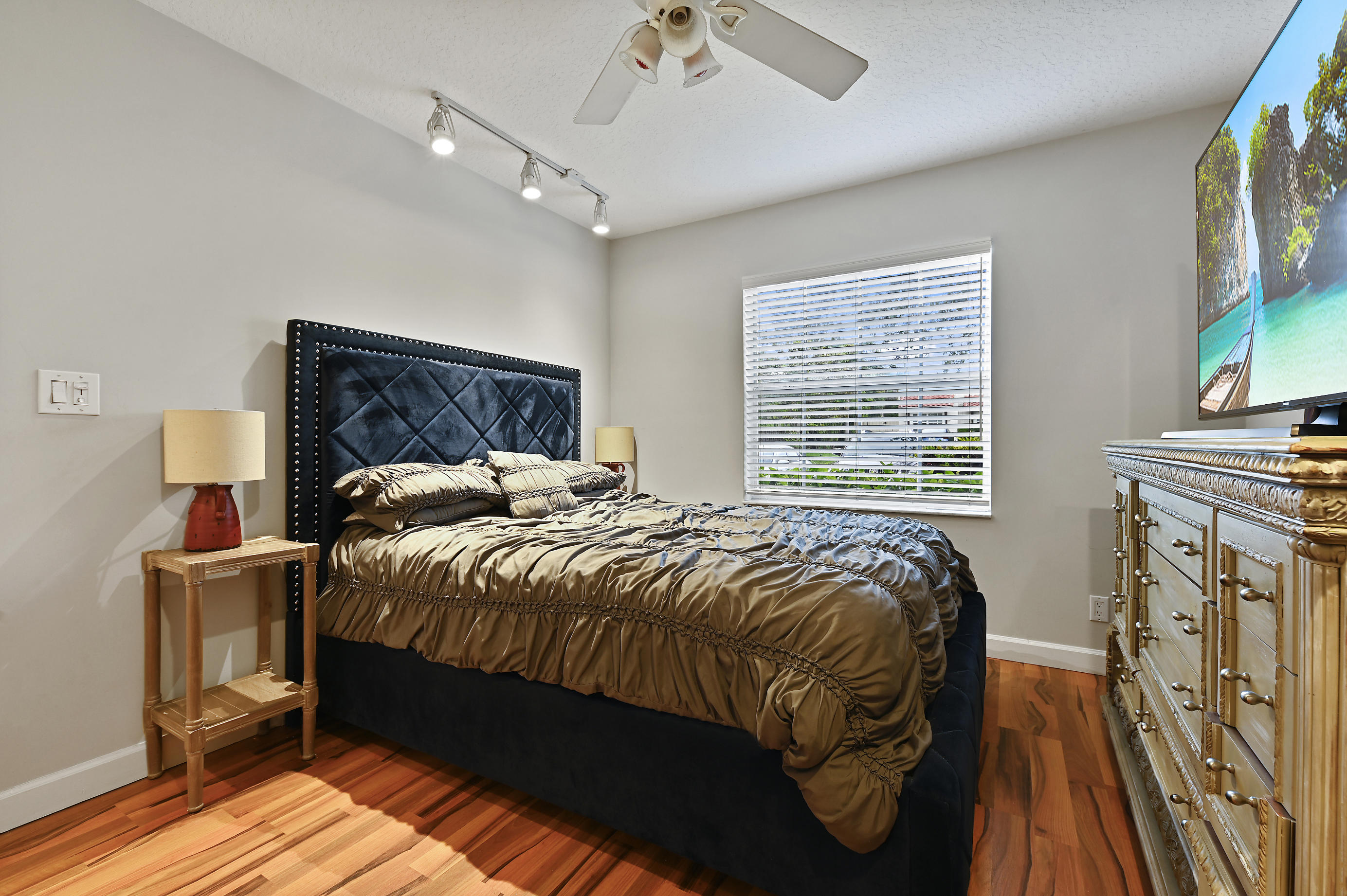 333 Northwest 6th Avenue Boca Raton, FL 33432 - Photo 15 of 20 16