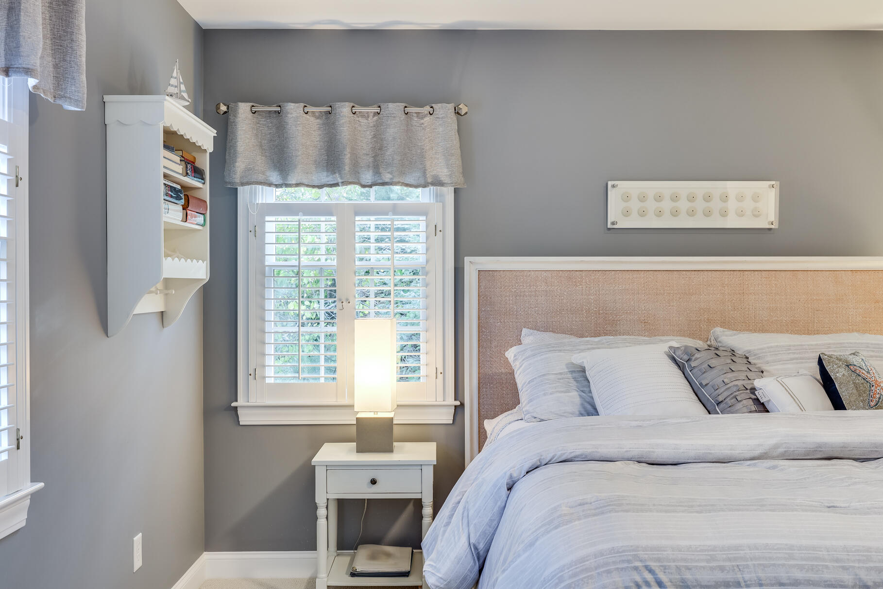 9 Ridgewood Road Orleans, MA 02653 - Photo 35 of 81 a bedroom with a bed and a window