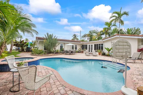 $1,299,900 | 2501 Northeast 26th Terrace, Fort Lauderdale, FL 33305