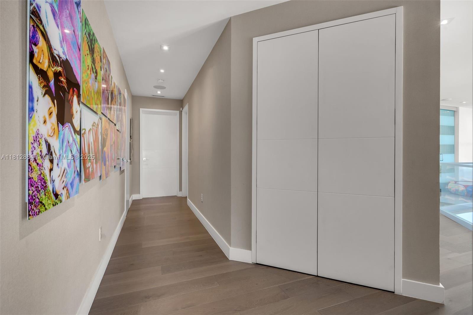 420 Island Drive Key Biscayne, FL 33149 - Photo 41 of 84 a view of an entryway with hallway