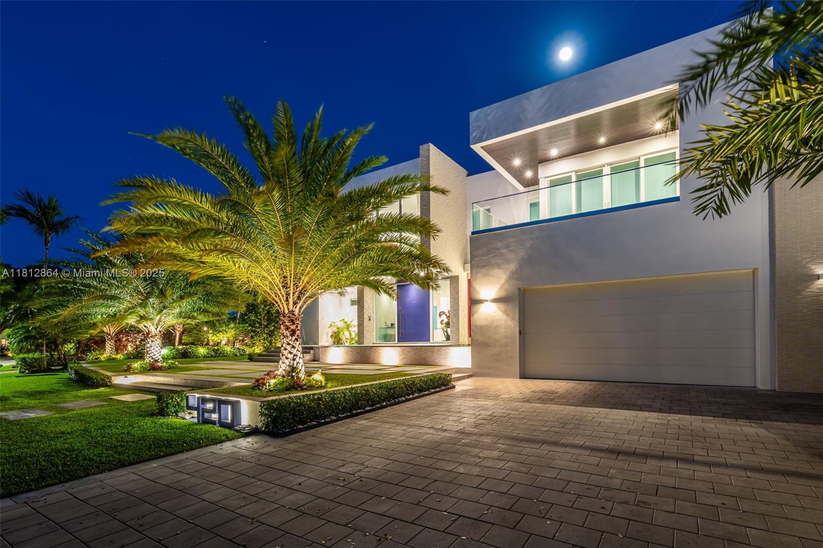 420 Island Drive Key Biscayne, FL 33149 - Photo 64 of 84 a view of a building with a yard