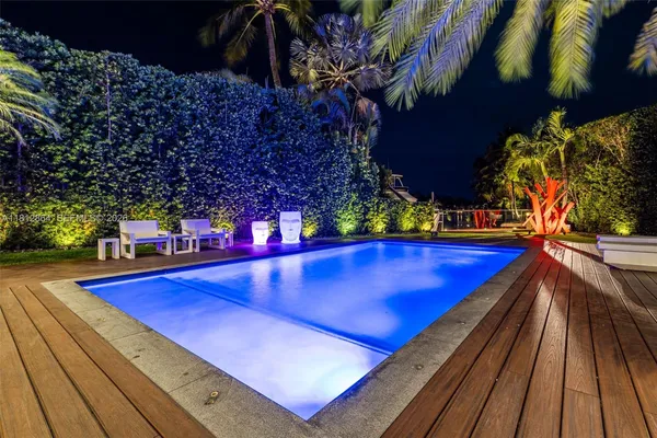 $12,980,000 | 420 Island Drive, Key Biscayne, FL 33149