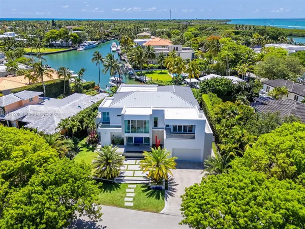 $12,980,000 | 420 Island Drive, Key Biscayne, FL 33149