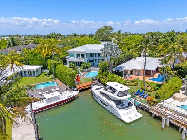 $12,980,000 | 420 Island Drive, Key Biscayne, FL 33149