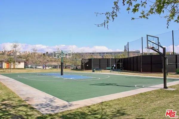 a view of a tennis court