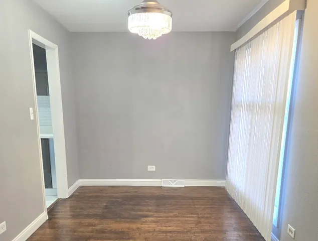 $189,900 | 13240 South St Lawrence Avenue, Chicago, IL 60827