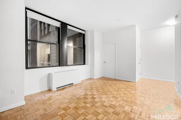 $3,800 | 15 Park Row, Unit 14J | Financial District