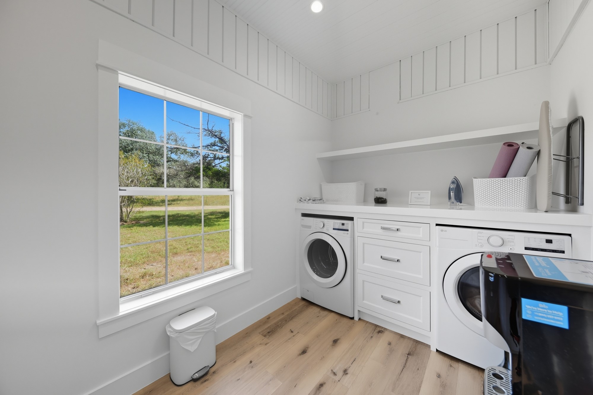 3685 Nixon Lake Road Carmine, TX 78932 - Photo 12 of 32 LAUNDRY ROOM