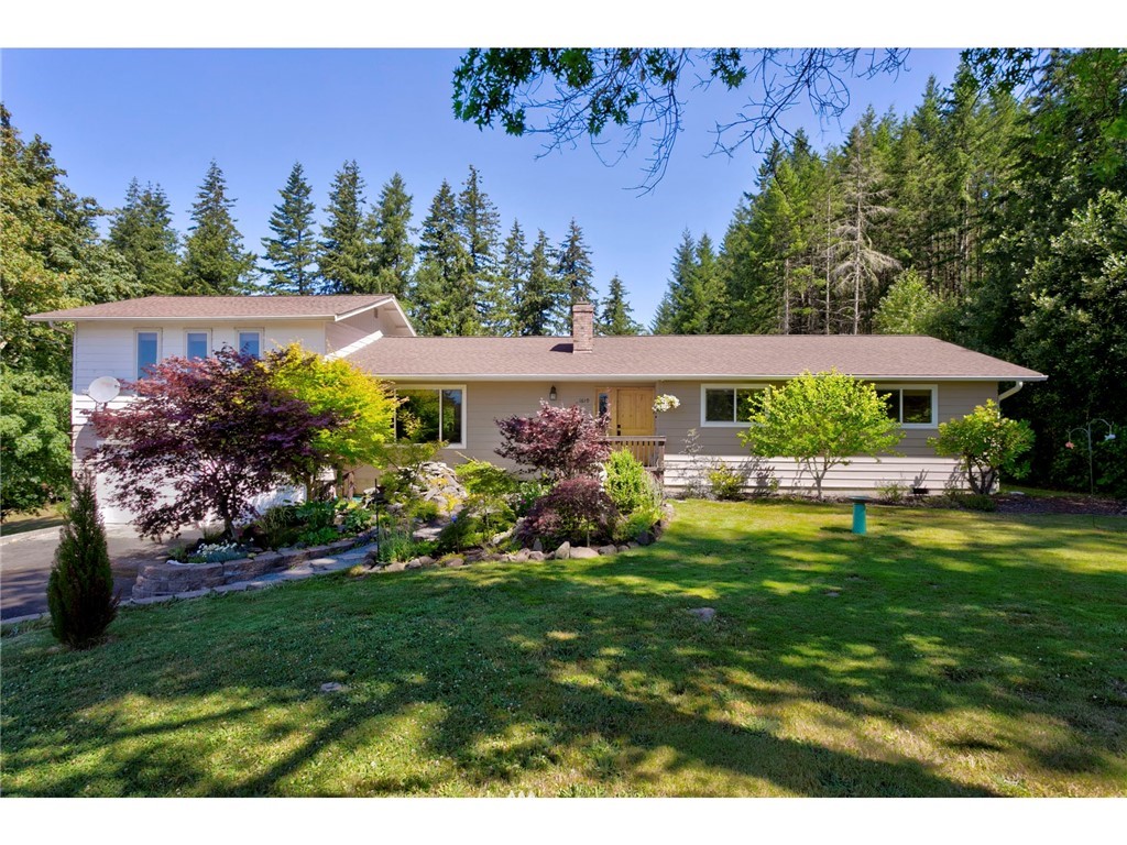1619 Holcomb Road Kelso, WA 98626 - Photo 1 of 23 Gallery Image 1