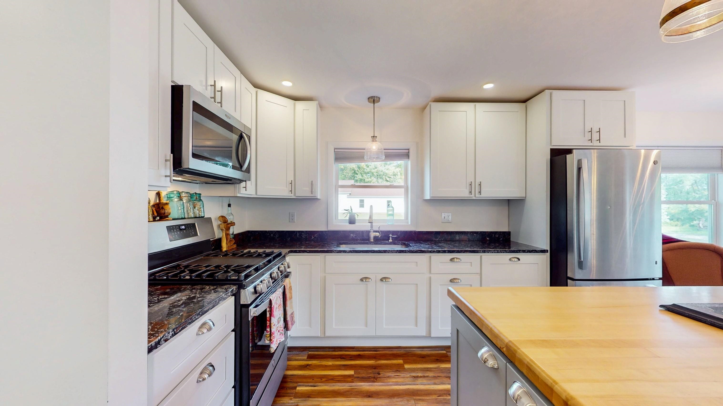 46 Riverview Street Ferrisburgh, VT 05491 - Photo 16 of 32