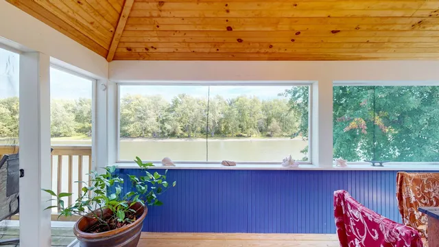 $425,000 | 46 Riverview Street, Ferrisburgh, VT 05491