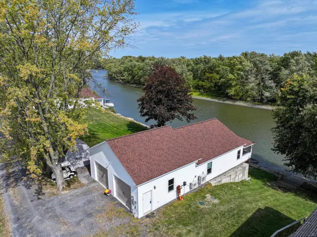 $425,000 | 46 Riverview Street, Ferrisburgh, VT 05491