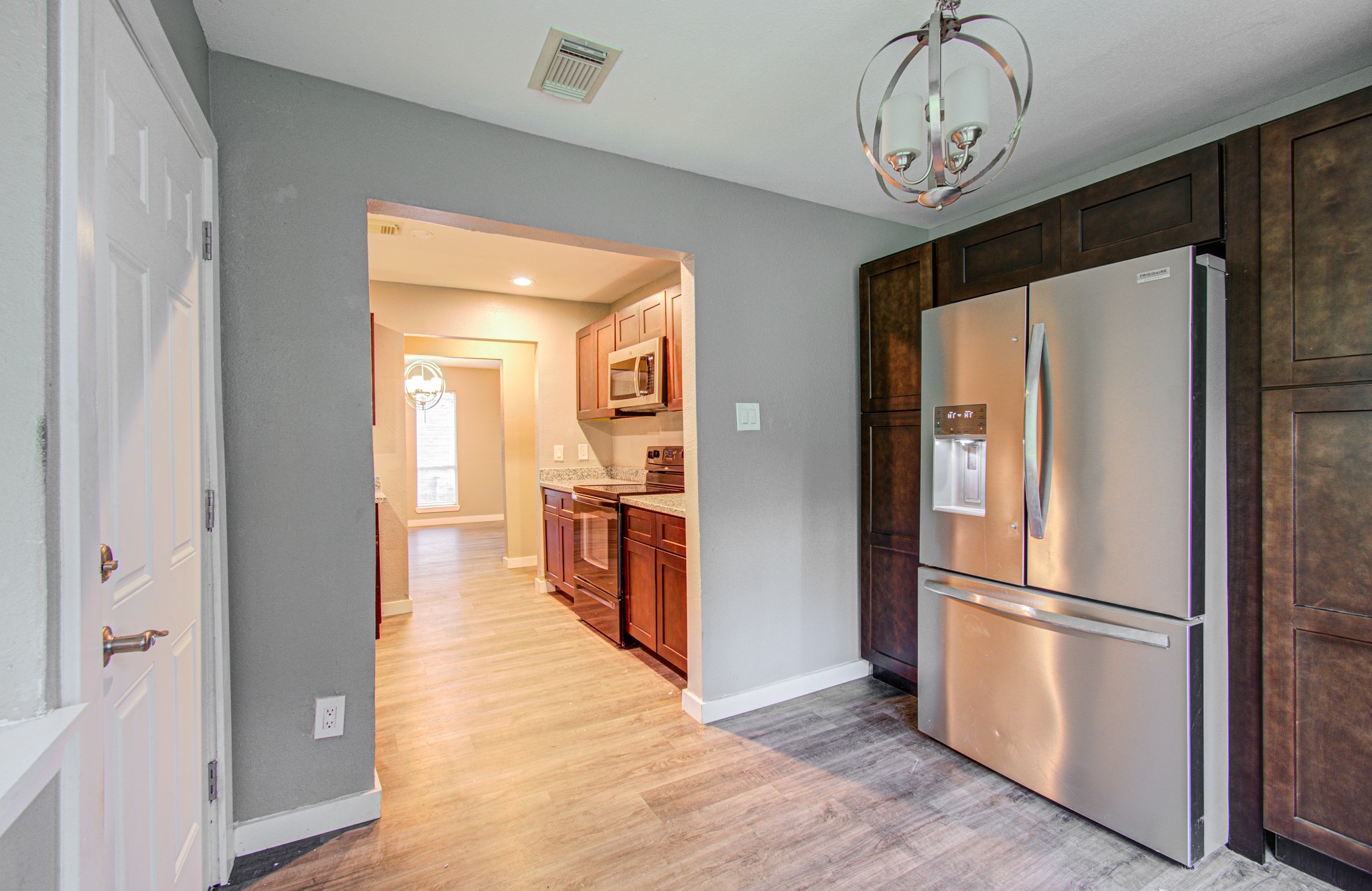 2554 River Ridge Conroe, TX 77385 - Photo 5 of 28