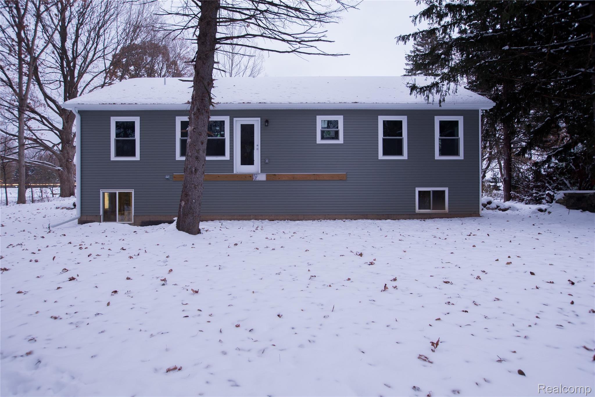 2497 North Lapeer Road Lapeer, MI 48446 - Photo 51 of 57 D1DX0146.jpg