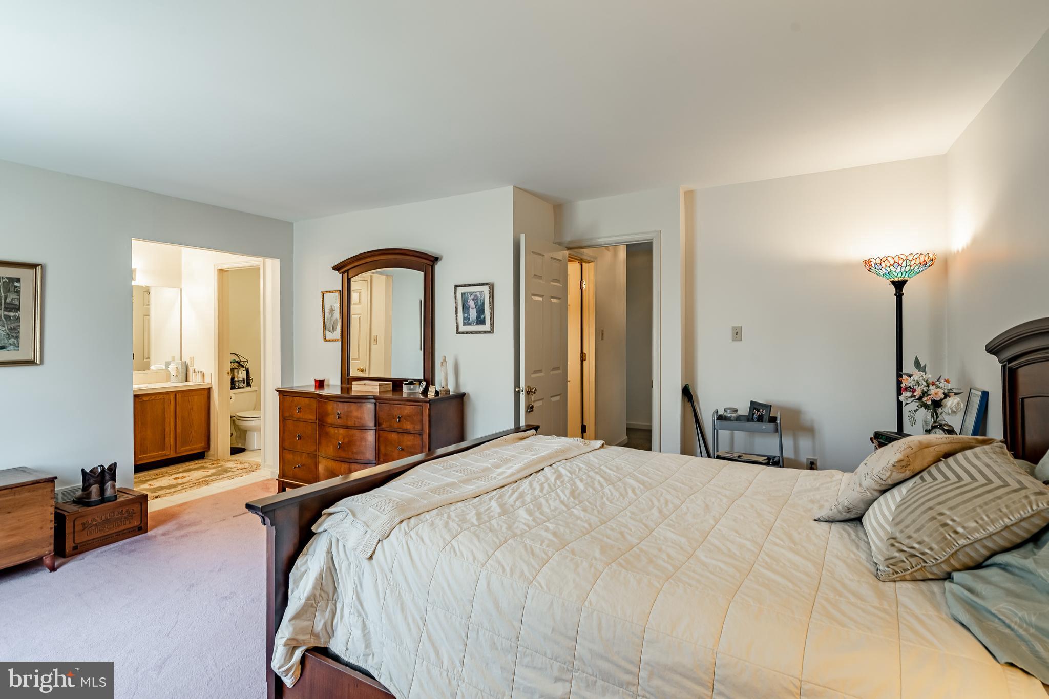 102 Pinebrooke Circle Downingtown, PA 19335 - Photo 25 of 51