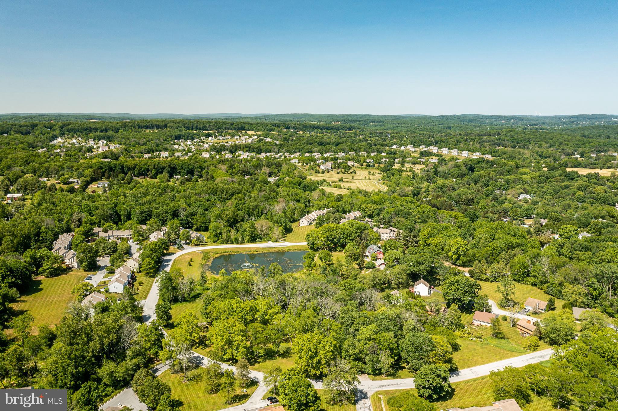 102 Pinebrooke Circle Downingtown, PA 19335 - Photo 49 of 51