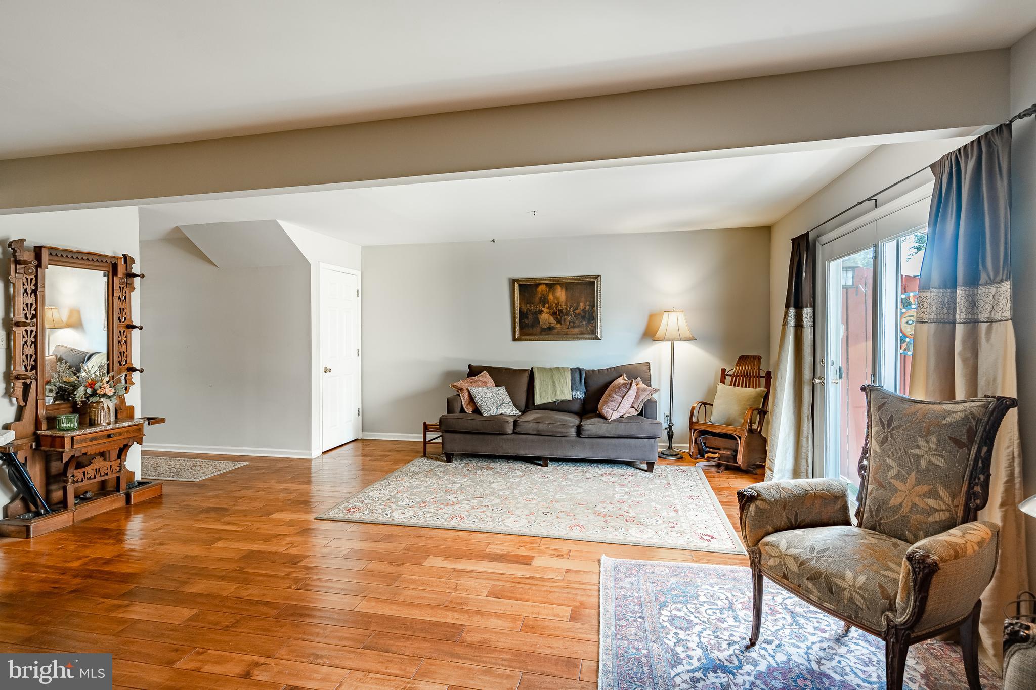 102 Pinebrooke Circle Downingtown, PA 19335 - Photo 9 of 51