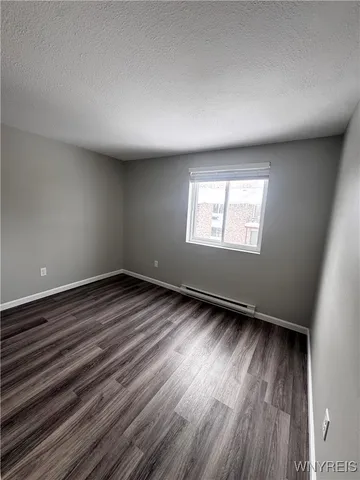 $1,200 | 9049 Zito Drive, Unit 7, Niagara Falls, NY 14304