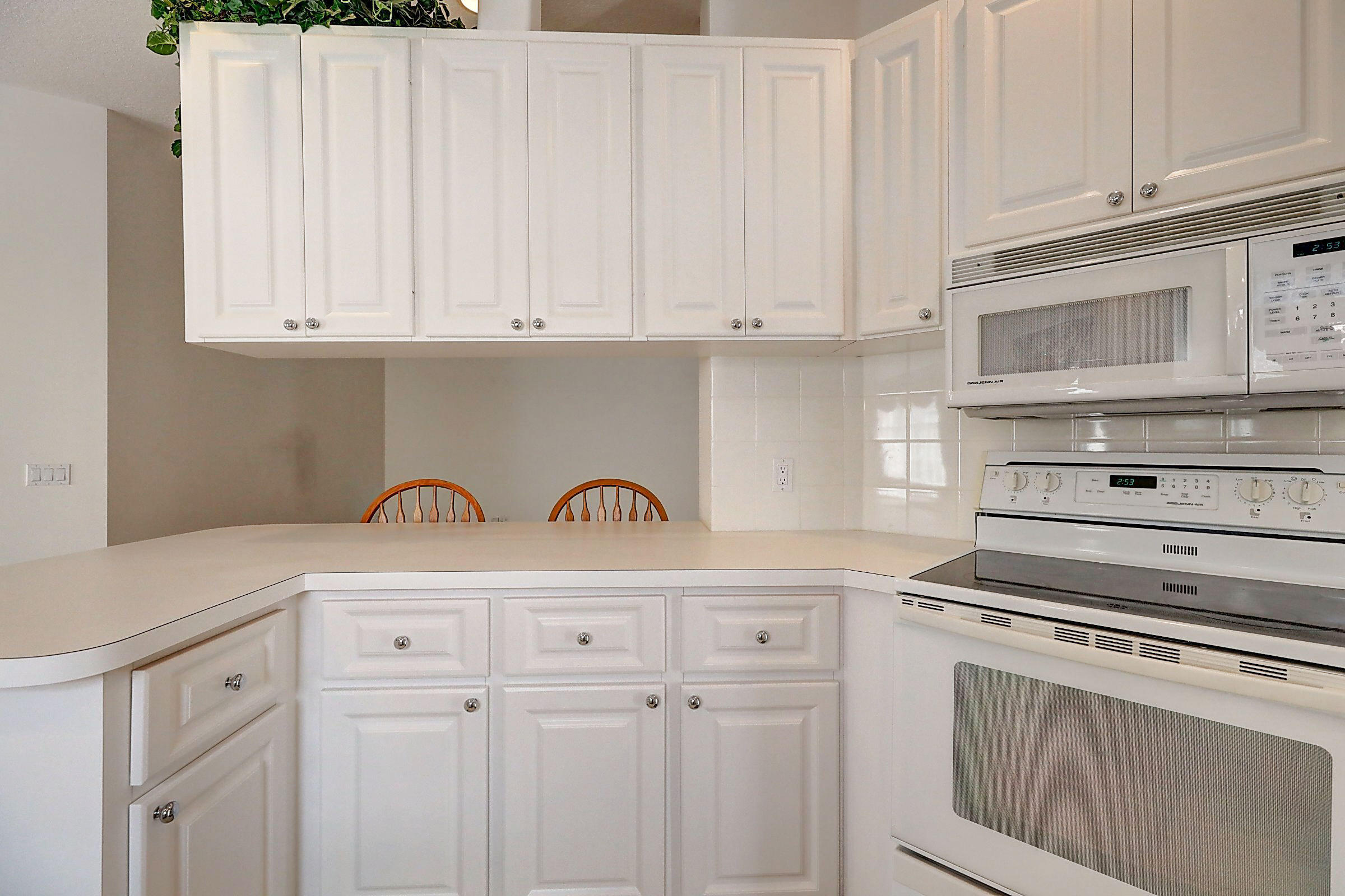 1011 Southwest Tamarrow Place Stuart, FL 34997 - Photo 15 of 61 15