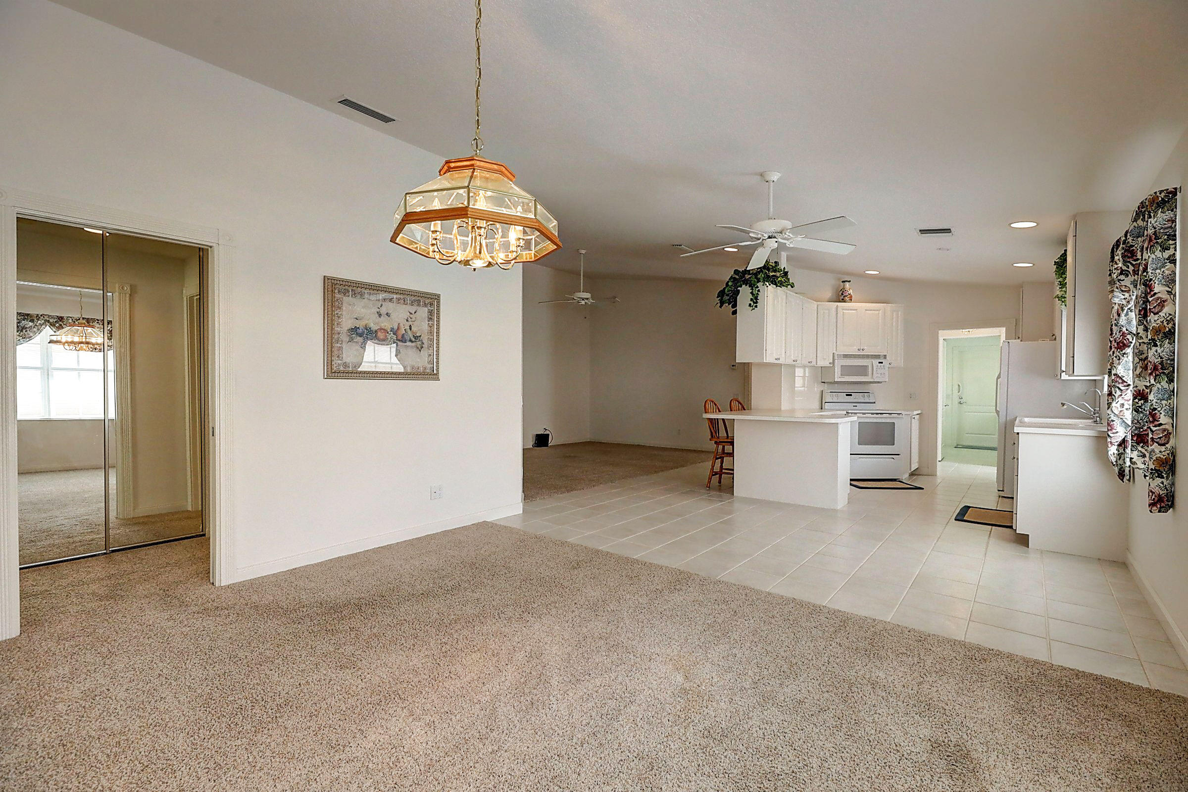 1011 Southwest Tamarrow Place Stuart, FL 34997 - Photo 19 of 61 19