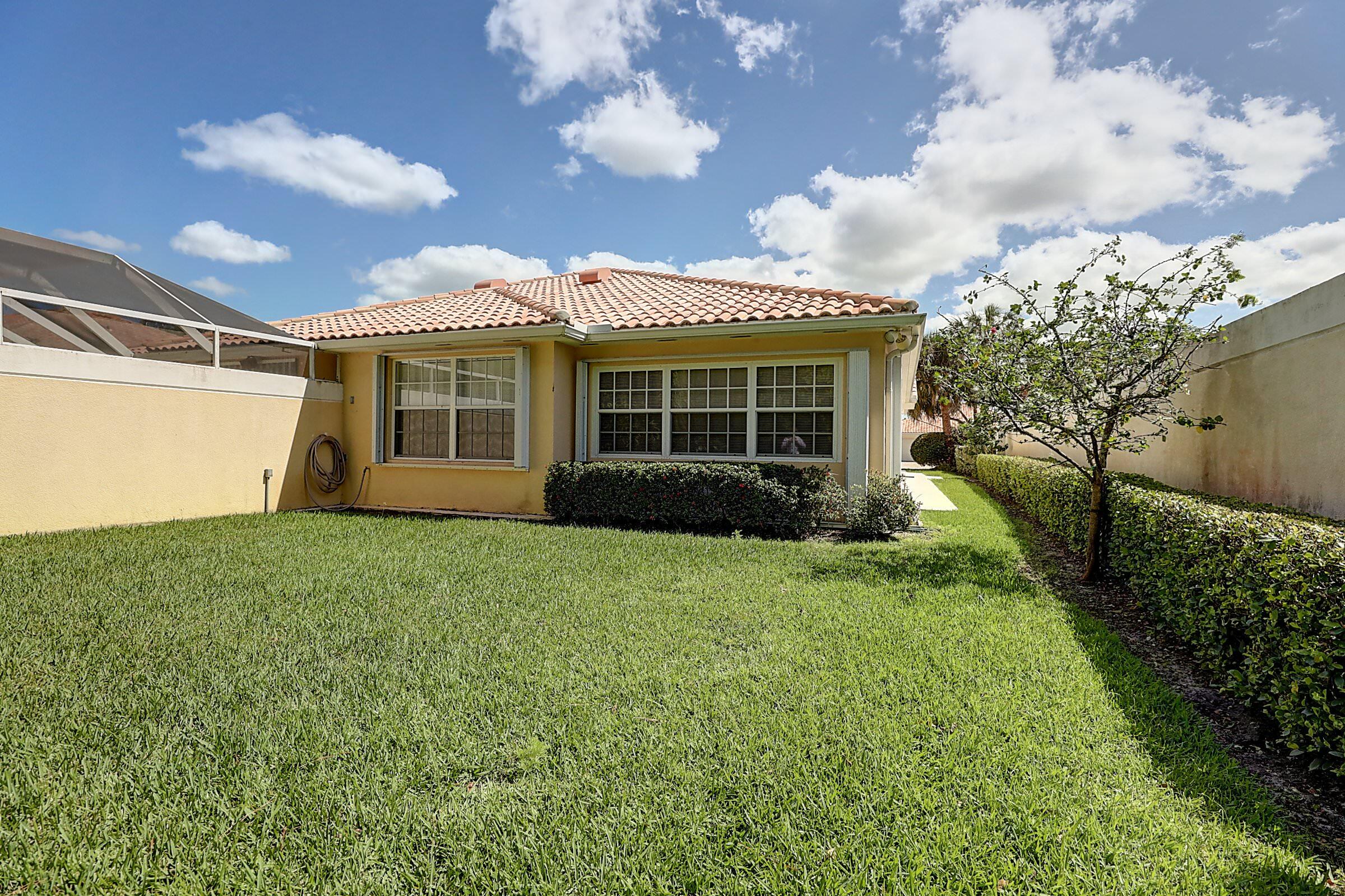 1011 Southwest Tamarrow Place Stuart, FL 34997 - Photo 35 of 61 35