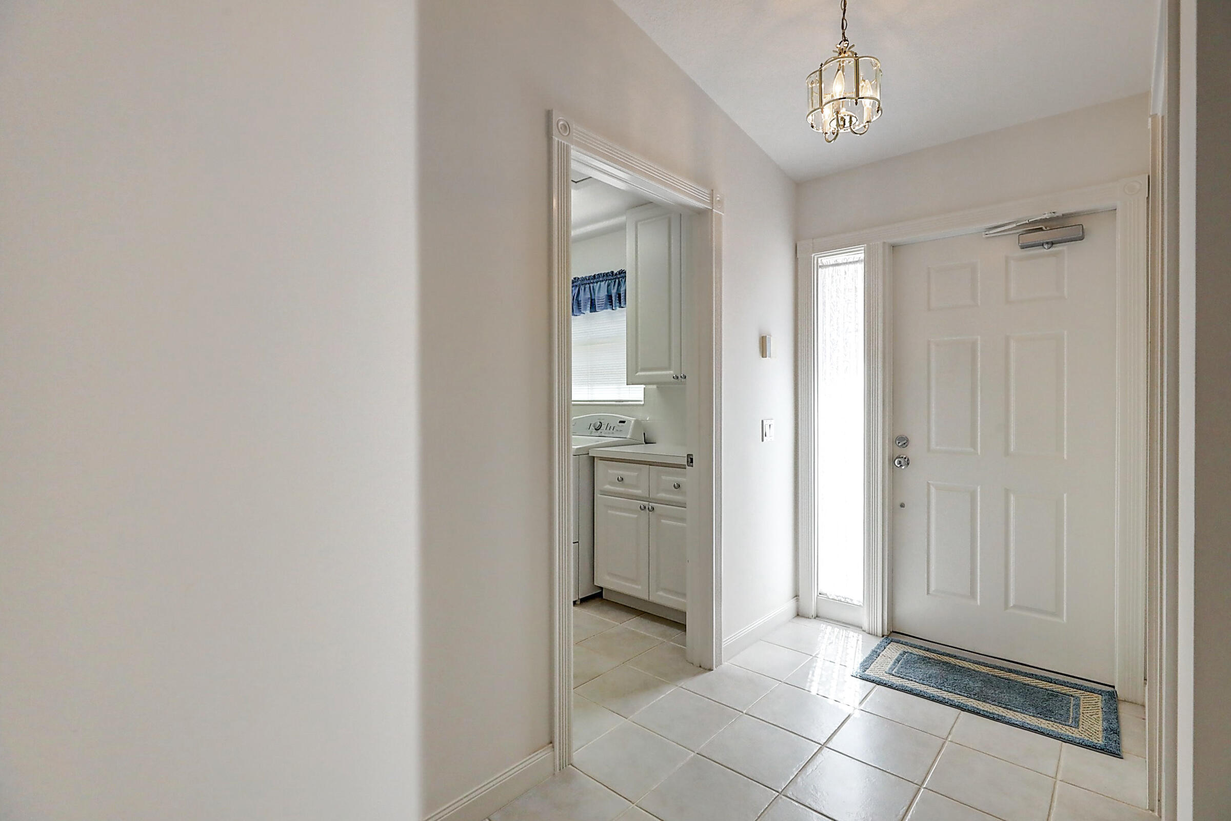 1011 Southwest Tamarrow Place Stuart, FL 34997 - Photo 5 of 61 05