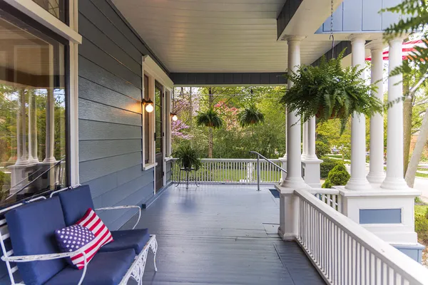 $915,000 | 226 College Avenue Southeast, Grand Rapids, MI 49503