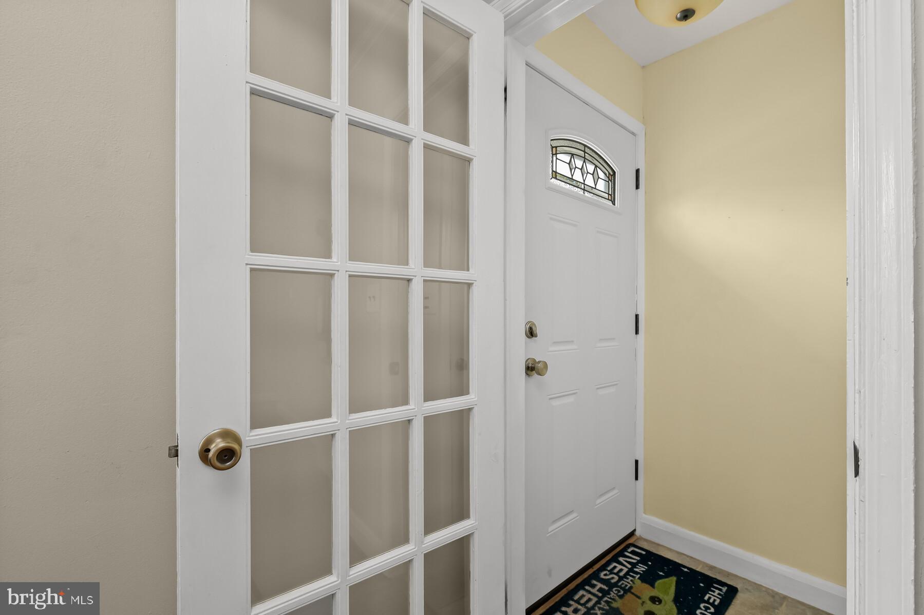 1620 Feldbrook Road Towson, MD 21286 - Photo 6 of 35 Foyer with double door