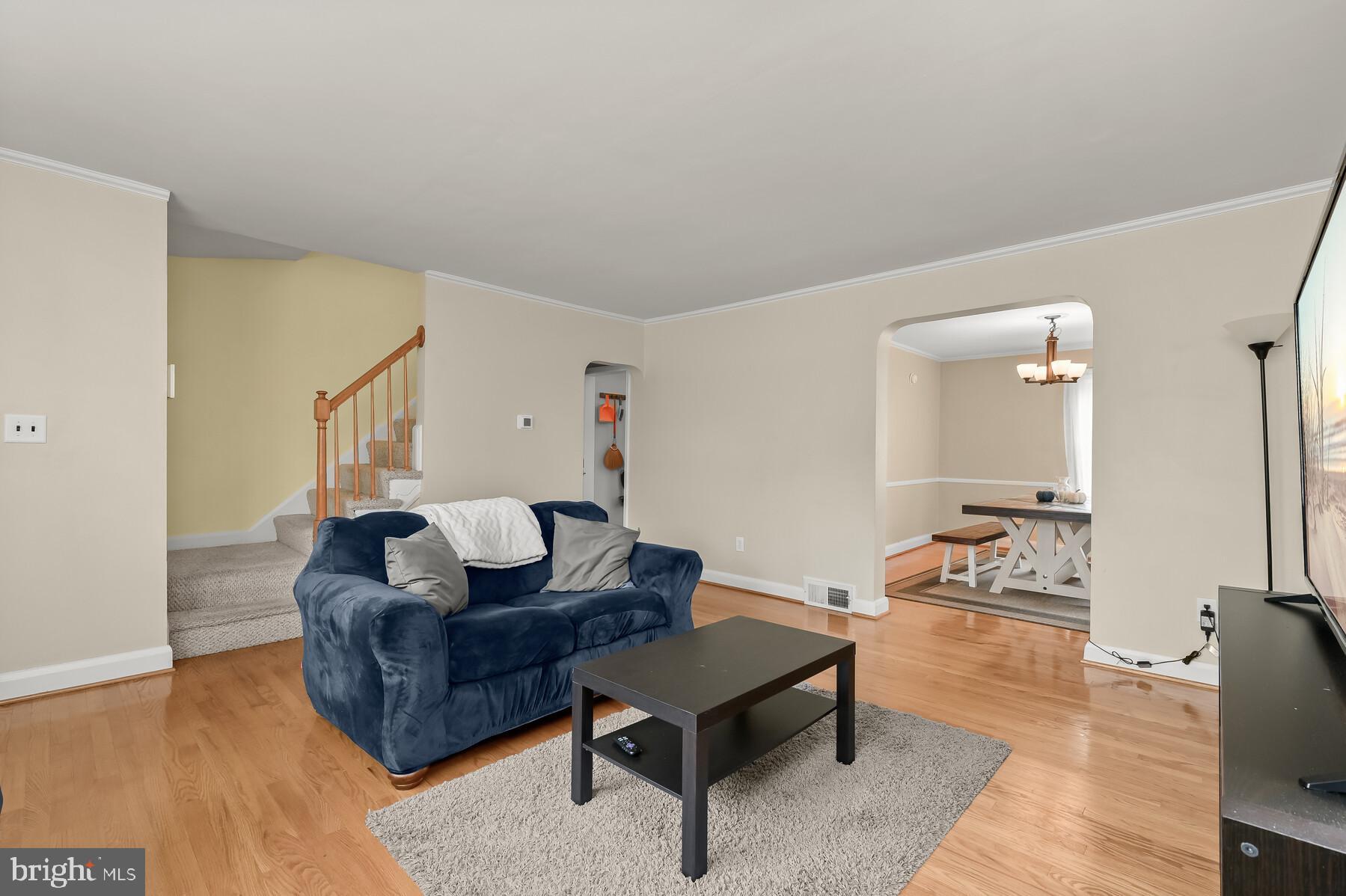 1620 Feldbrook Road Towson, MD 21286 - Photo 10 of 35 Living Room leads to a formal dining room