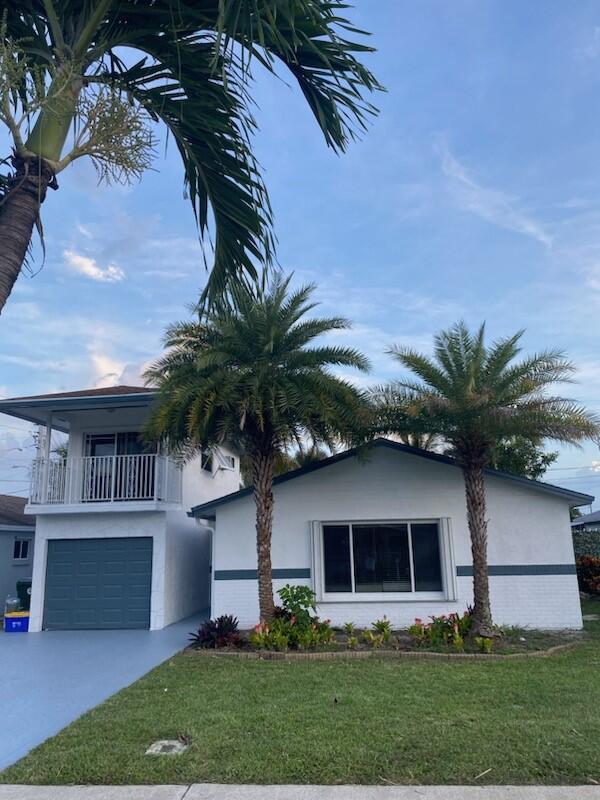 508 Northwest 52nd Street Boca Raton, FL 33487 - Photo 1 of 36 front