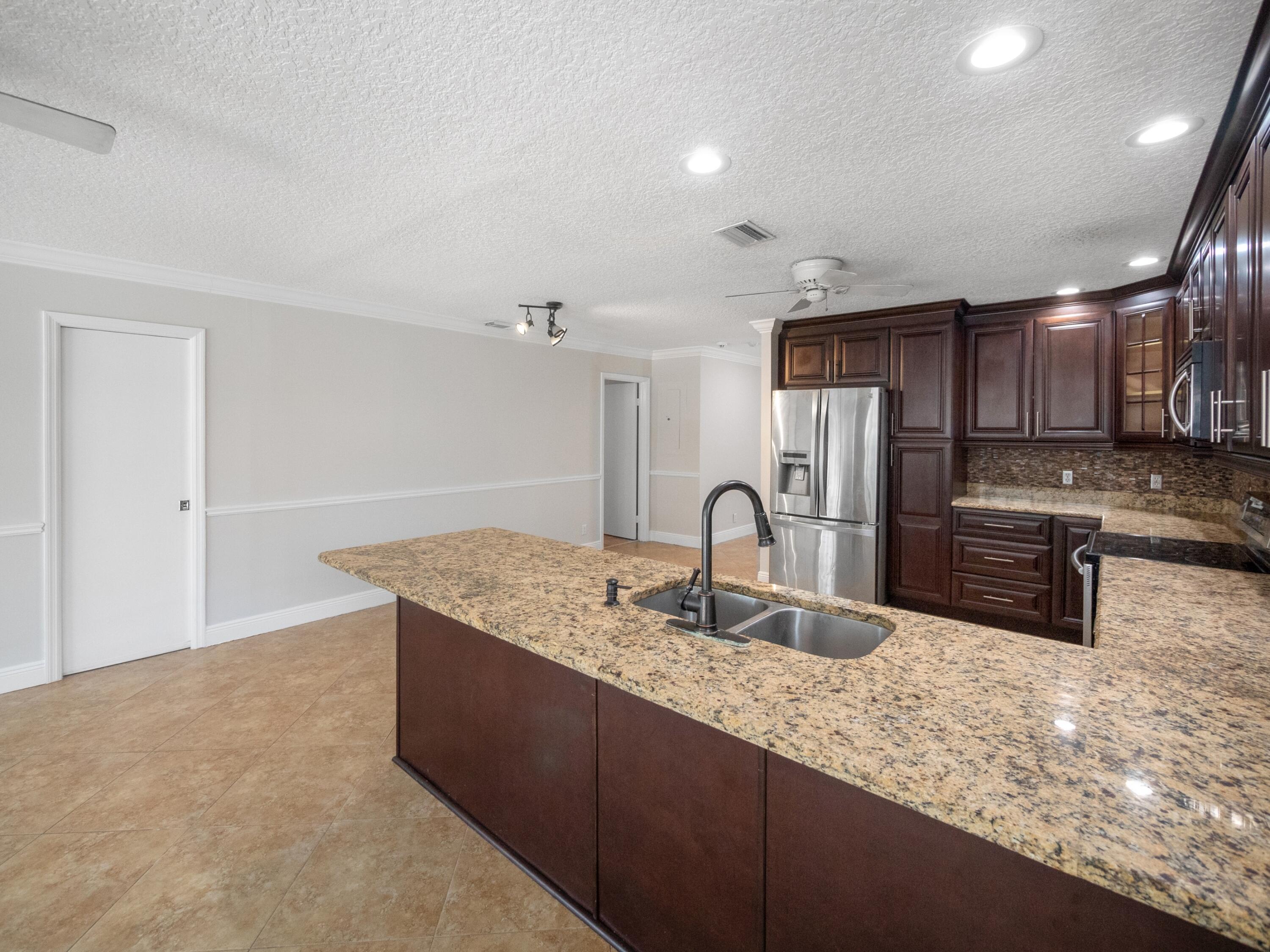 508 Northwest 52nd Street Boca Raton, FL 33487 - Photo 13 of 36 017