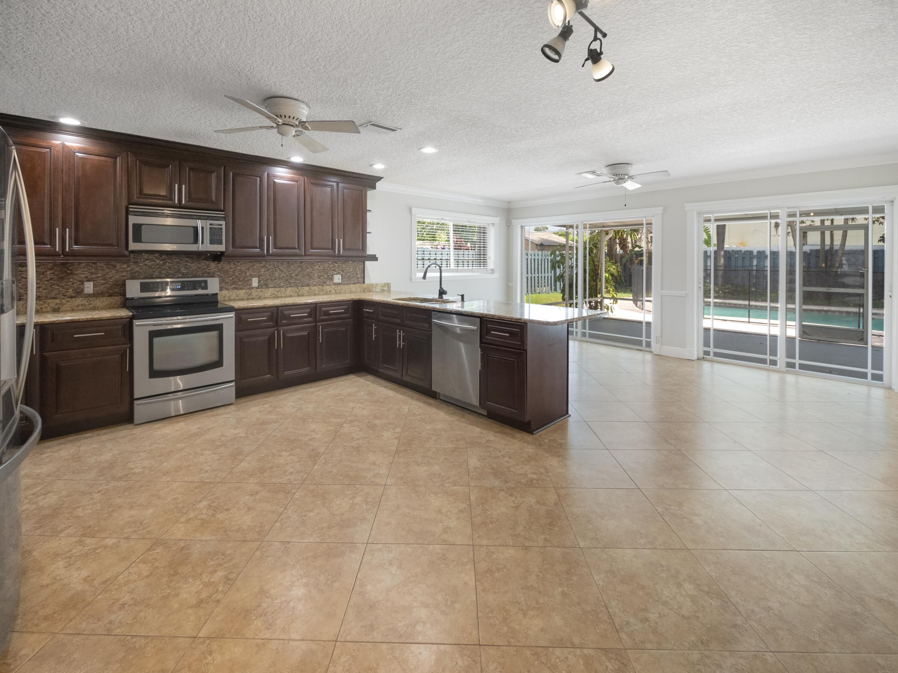 508 Northwest 52nd Street Boca Raton, FL 33487 - Photo 14 of 36 001