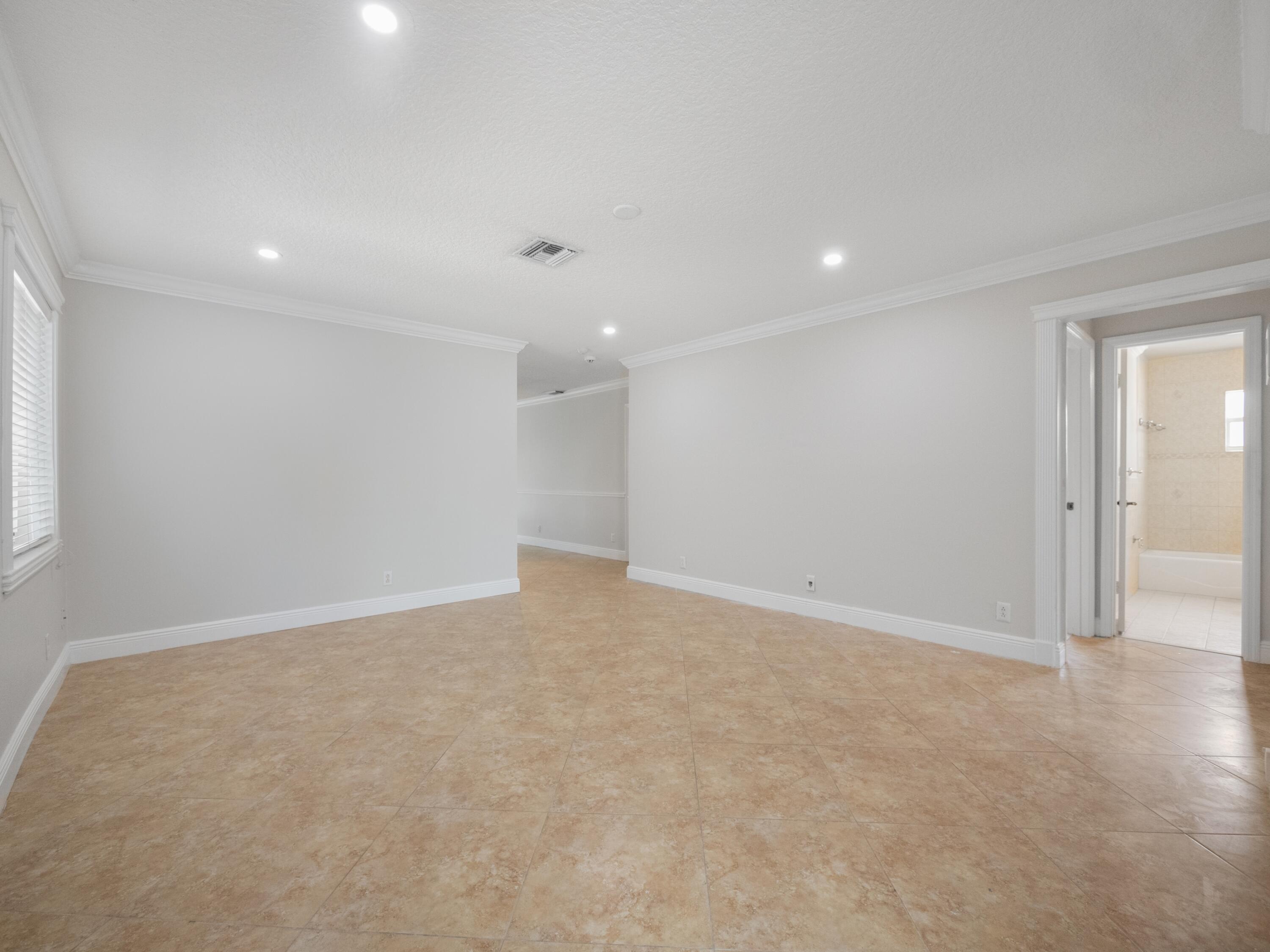 508 Northwest 52nd Street Boca Raton, FL 33487 - Photo 16 of 36 019