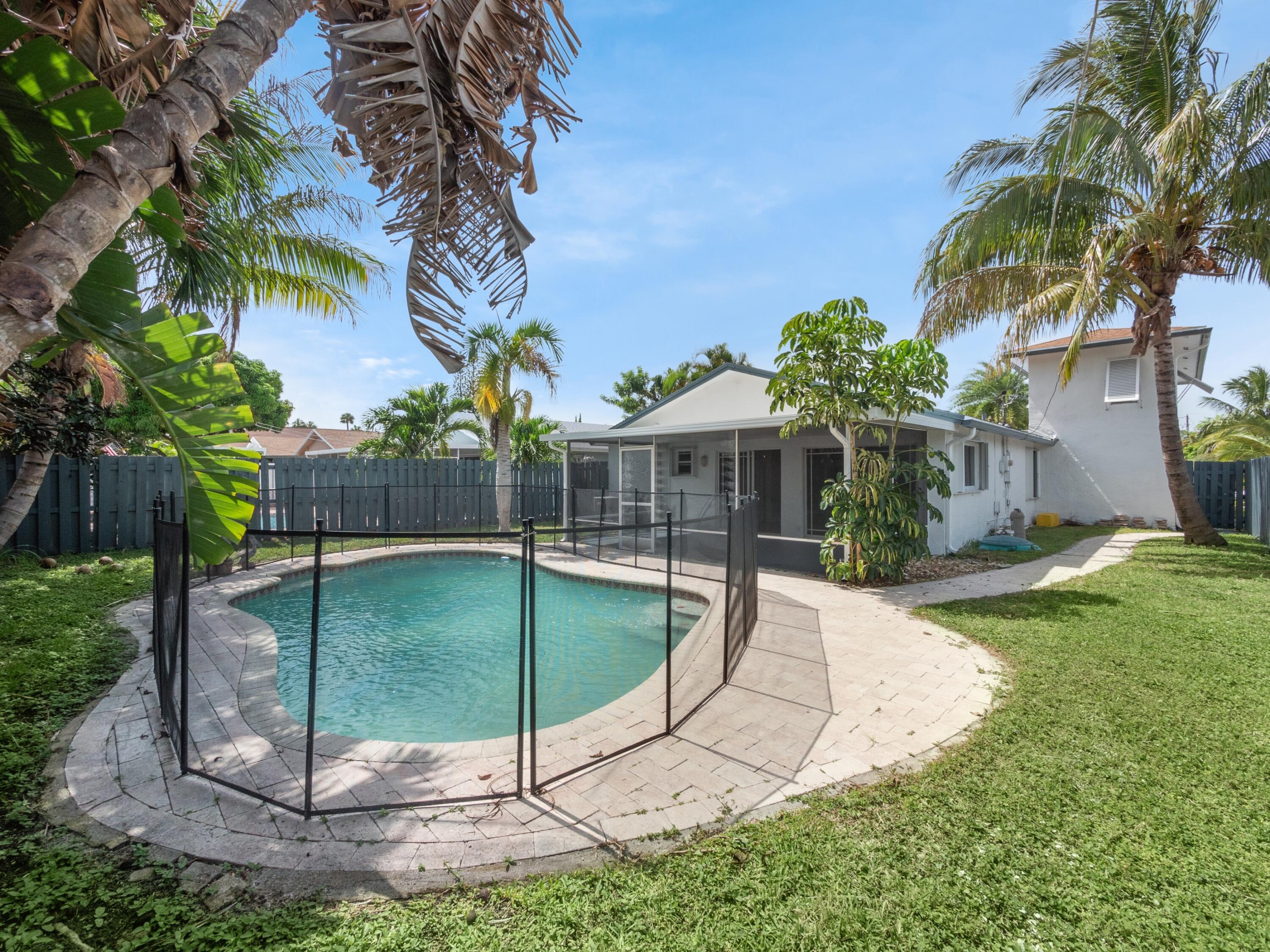 508 Northwest 52nd Street Boca Raton, FL 33487 - Photo 20 of 36 007
