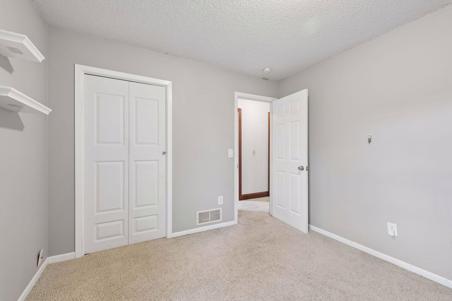 19440 Vine Ridge Road Shorewood, MN 55331 - Photo 32 of 50