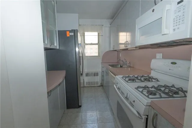 $320,000 | 2942 West 5th Street, Unit 8G | Coney Island
