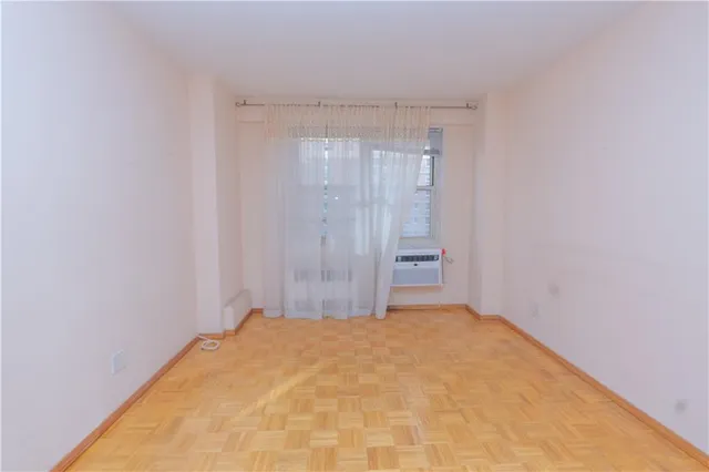 $320,000 | 2942 West 5th Street, Unit 8G | Coney Island