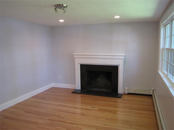 4 Sandra Road Walpole, MA 02032 - Photo 11 of 25 Gallery Image 11