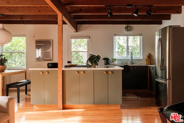 $1,088,000 | 940 East Arroyo Terrace, Alhambra, CA 91801